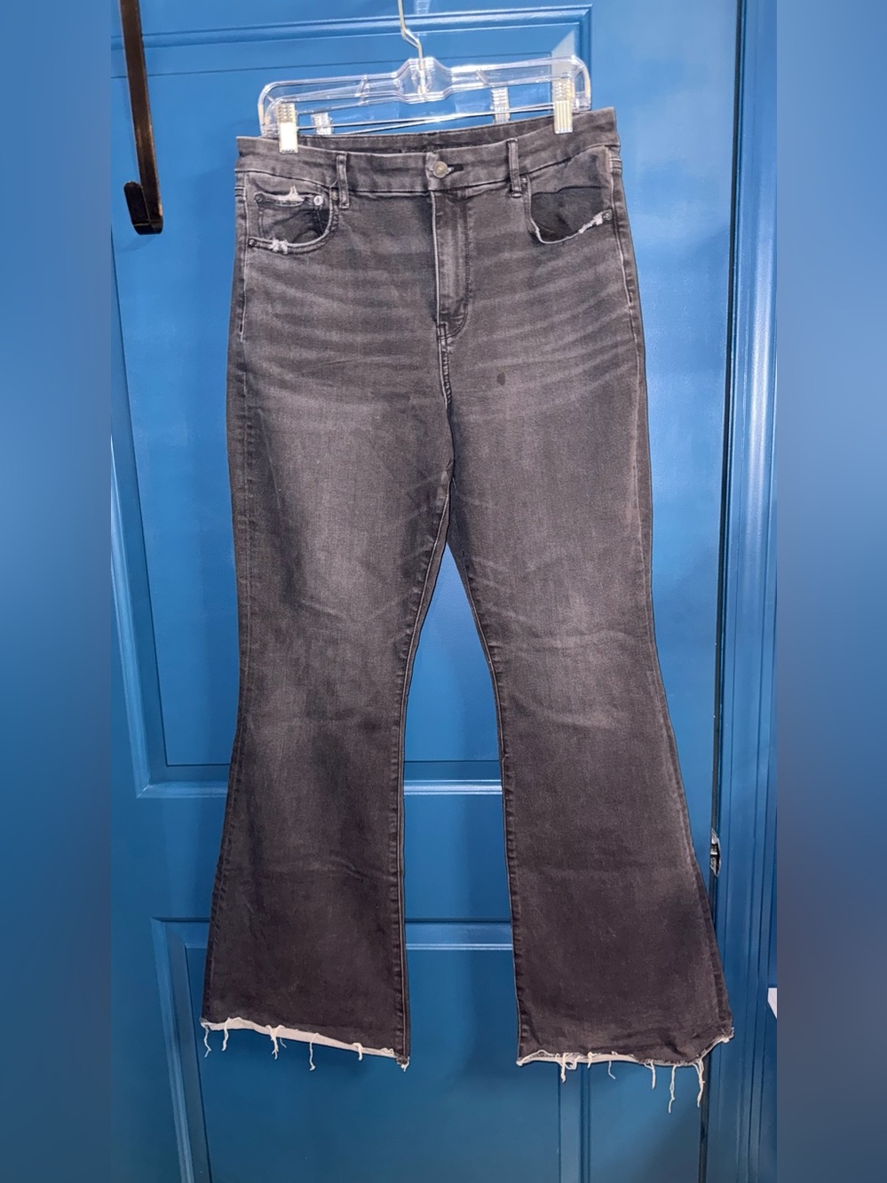 American Eagle Black Wash High-Rise Flare Jeans with Raw Hem Size 14 LONG